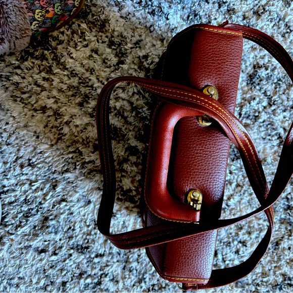 Vintage Dooney & Bourke - Picture 7 of 8